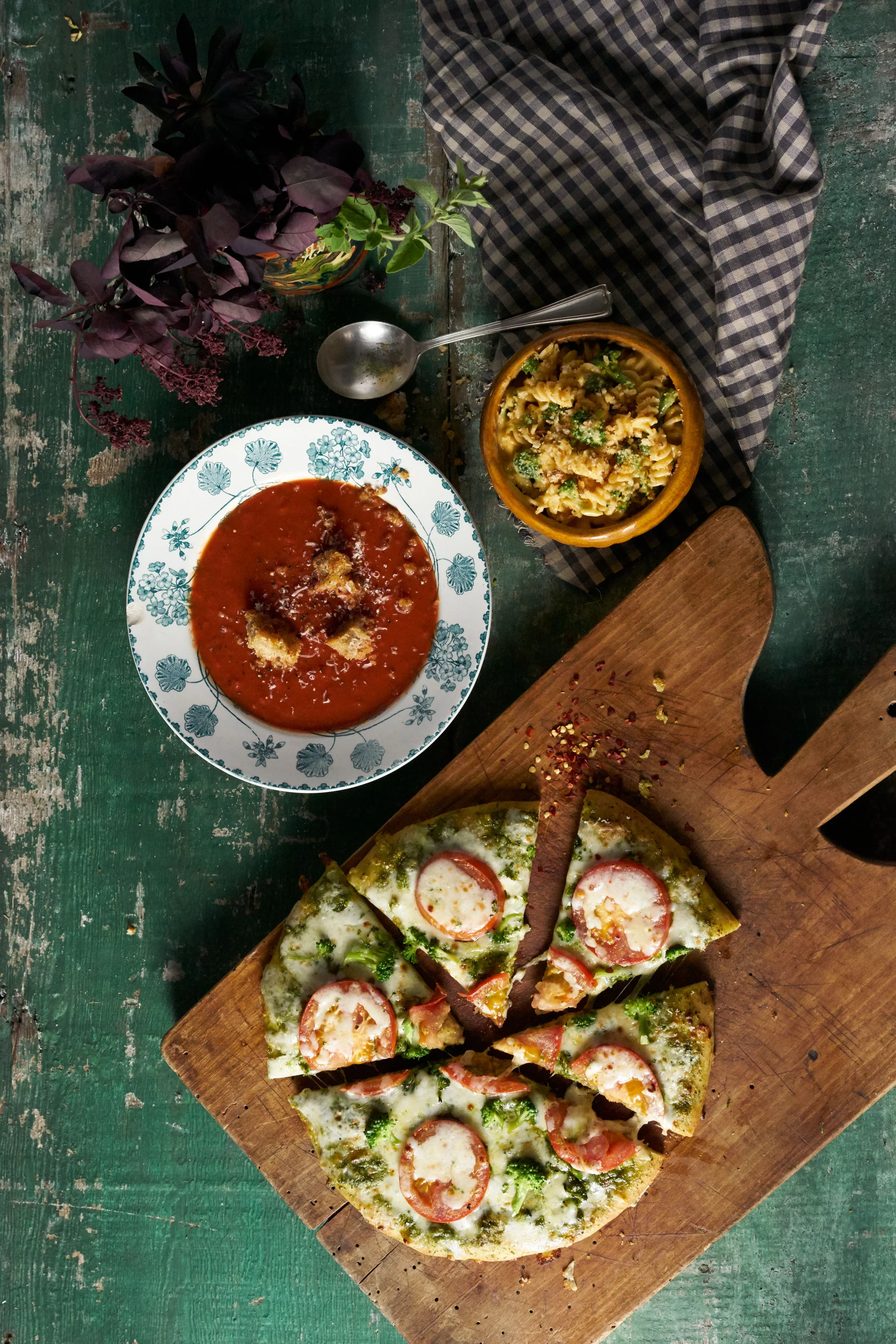 Healthy convenience food imagery used for Amy's Kitchen website design by Superrb